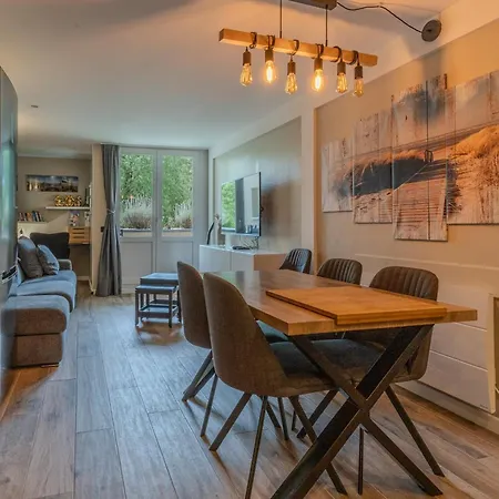 Very Flat For 5 With Swimming Pool Tennis Court And Free Park Apartment Le Touquet